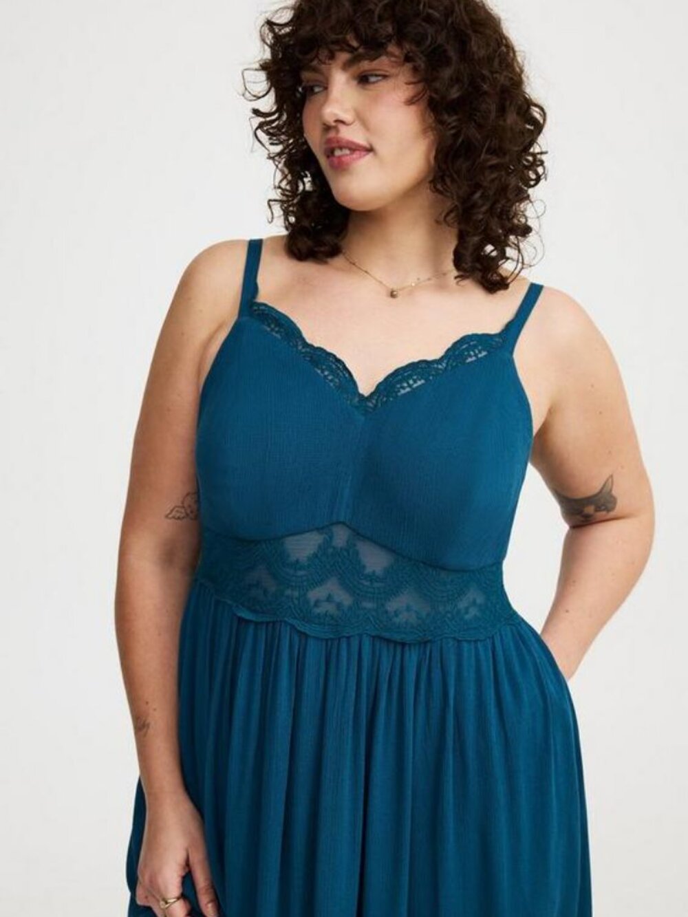 Teal Lace-Trim Maxi Dress - Women's - Picture 3 of 4